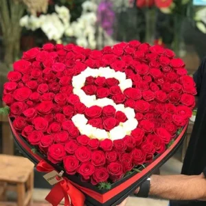200 Rose Luxury Box